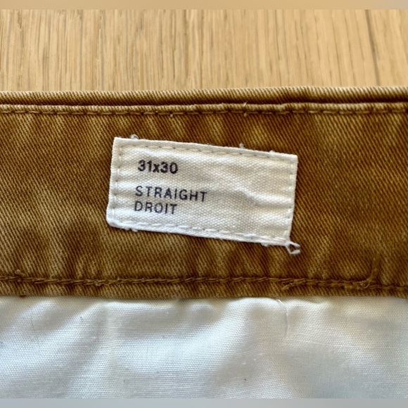 Straight  Leg GAP Khakis - Picture 2 of 3